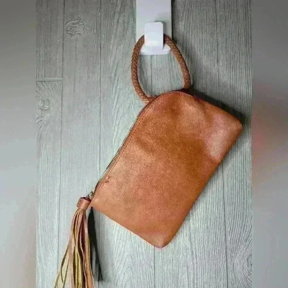 FAUX leather wristlet, brown, 1 small callout  as seen in picture. - Picture 1 of 6